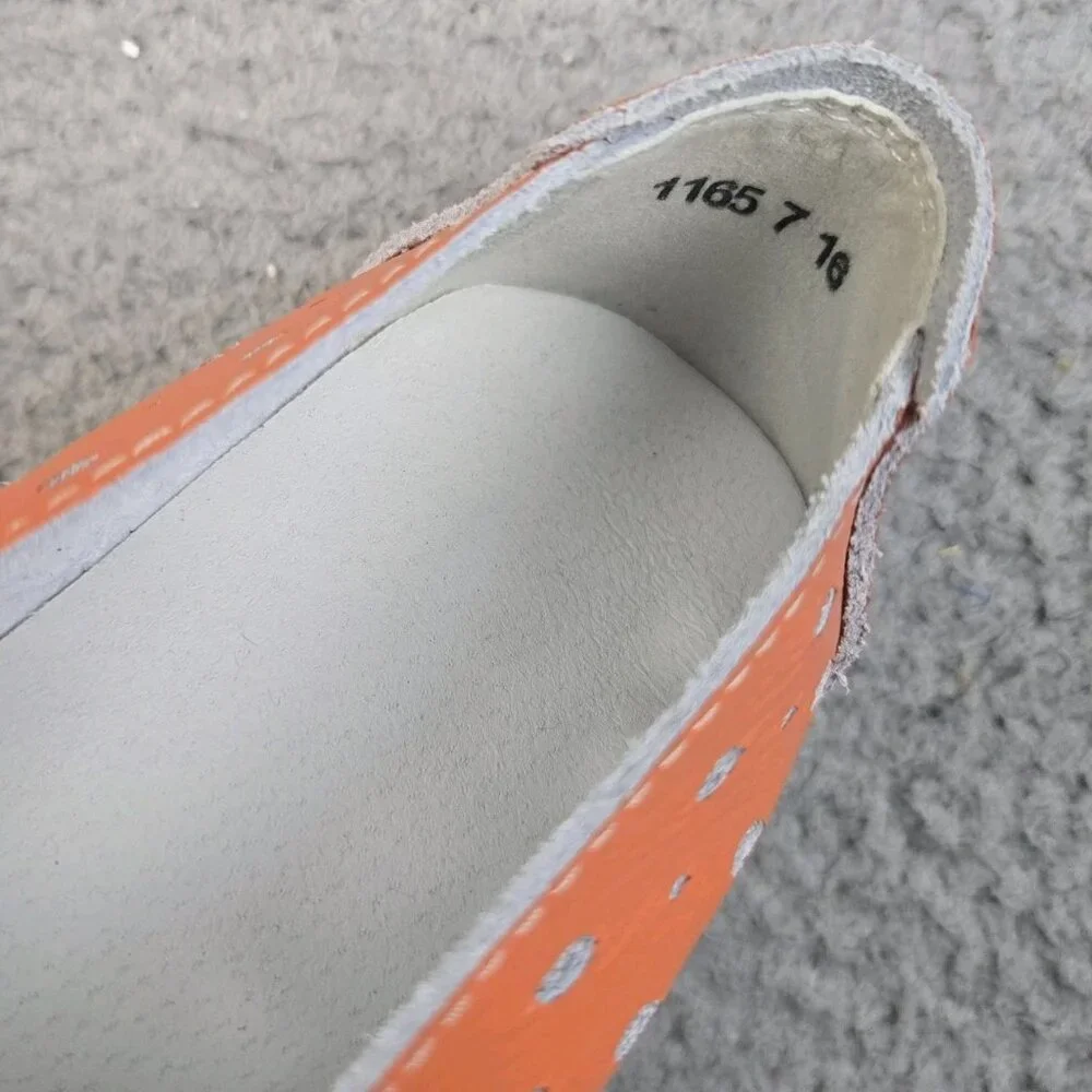 Women's Size 7 Orange Casual Classic Leather Slip On Ballet Flats Comfort Shoes - Picture 5 of 8